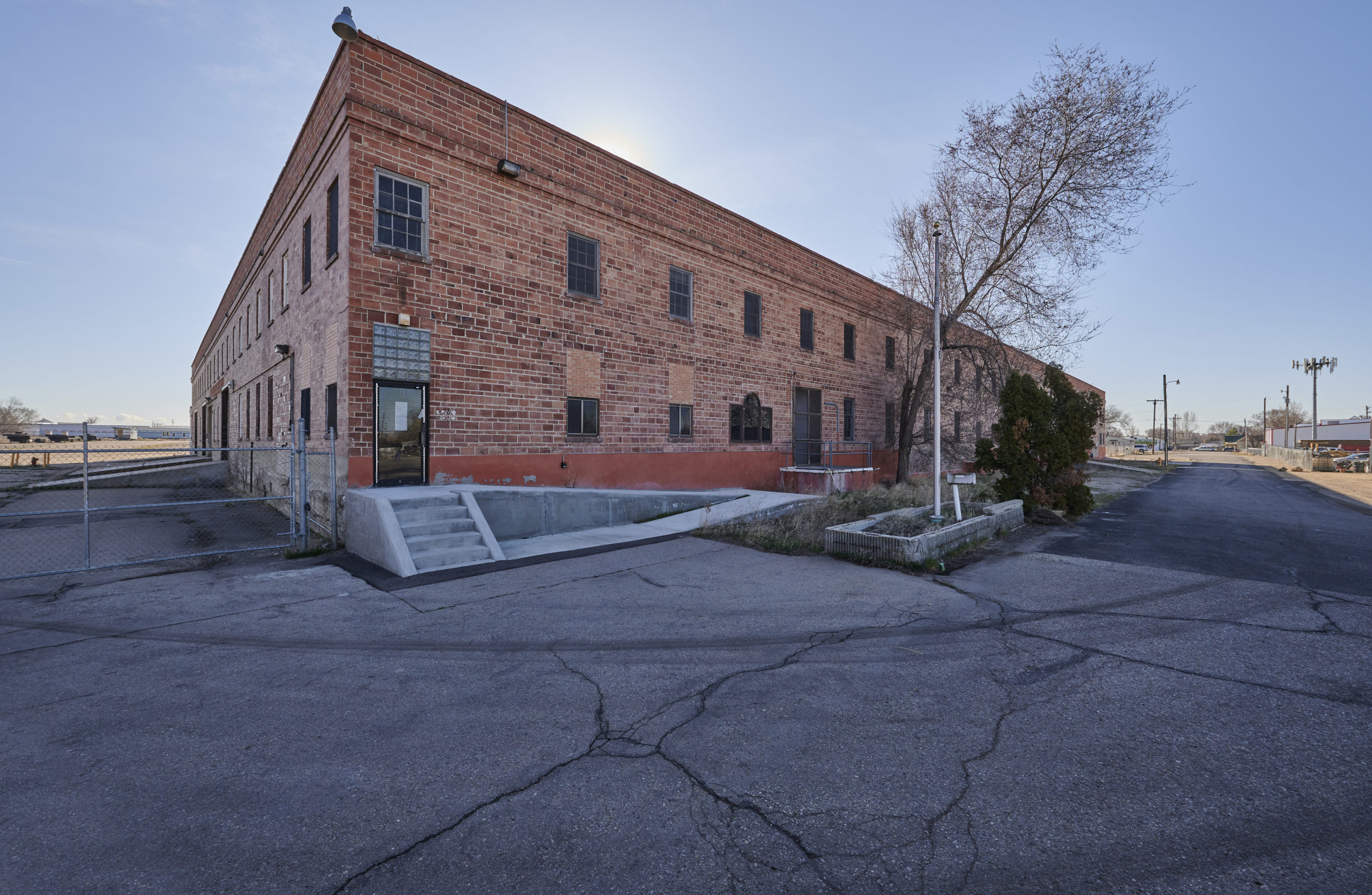 78,328 SF Industrial Building For Sale or Lease Lee & Associates